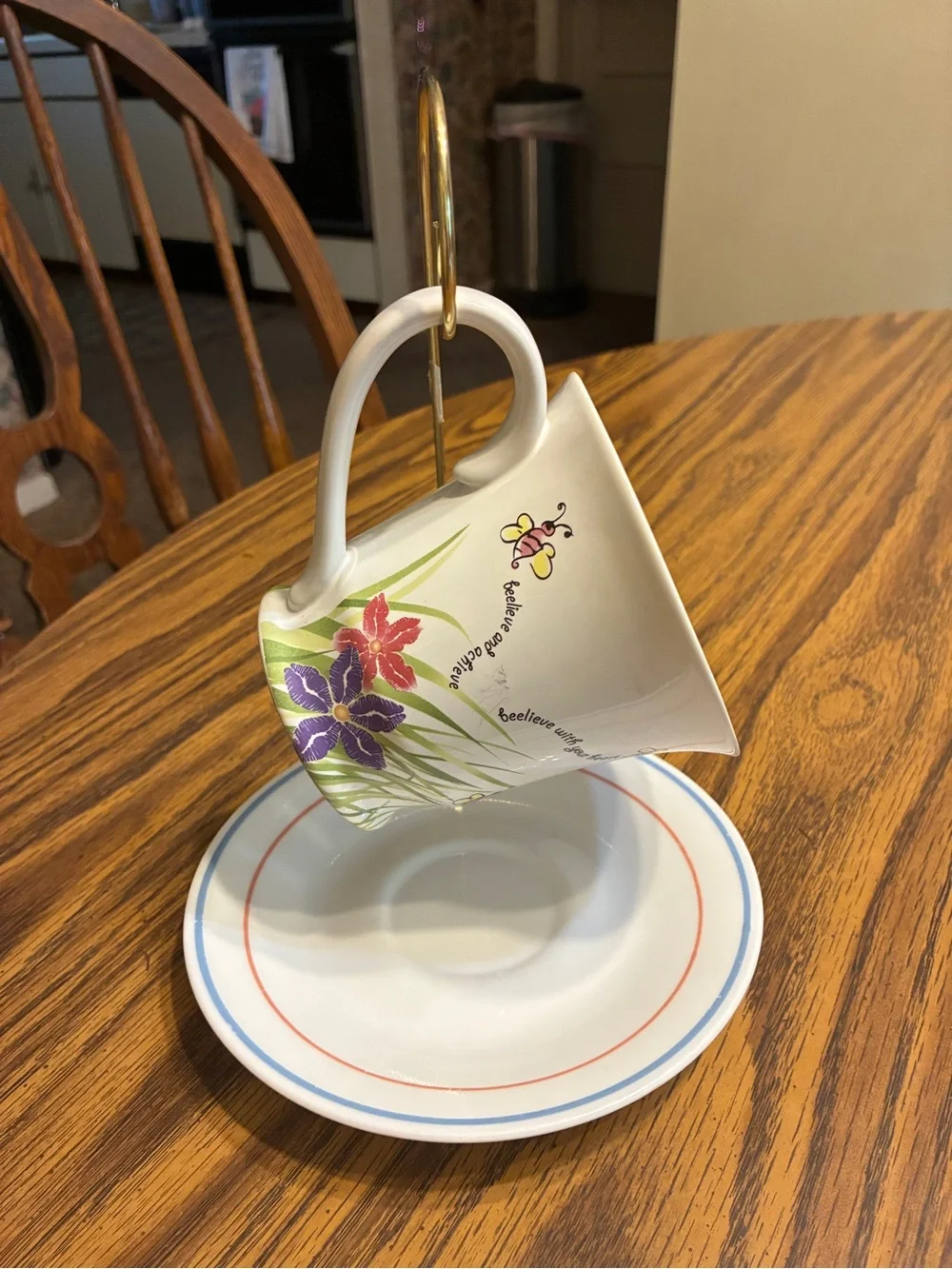 Ornament Holder. Display Stand for Glass Art, Suncatchers & Crafts. Brass Metal.